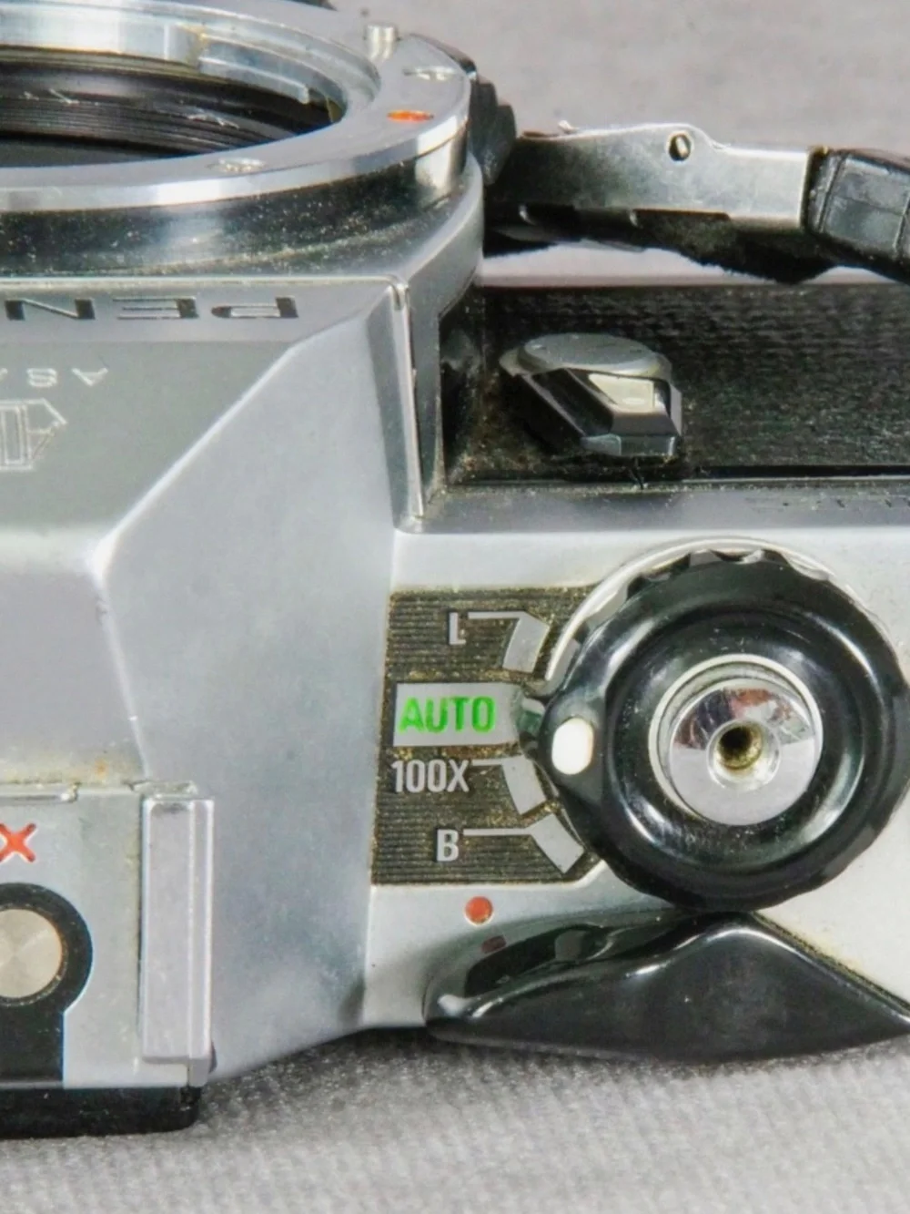 Pentax ME 35mm Film SLR Camera - Parts/Repair or Maybe Use